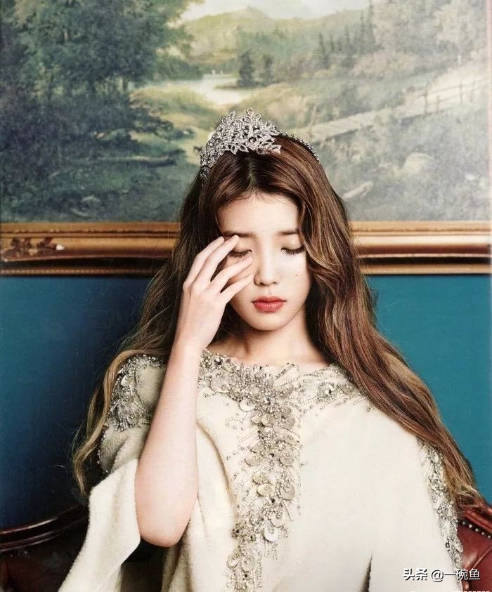 黄皮染什么发色显白,烫发显白发色2020流行色黑黄皮