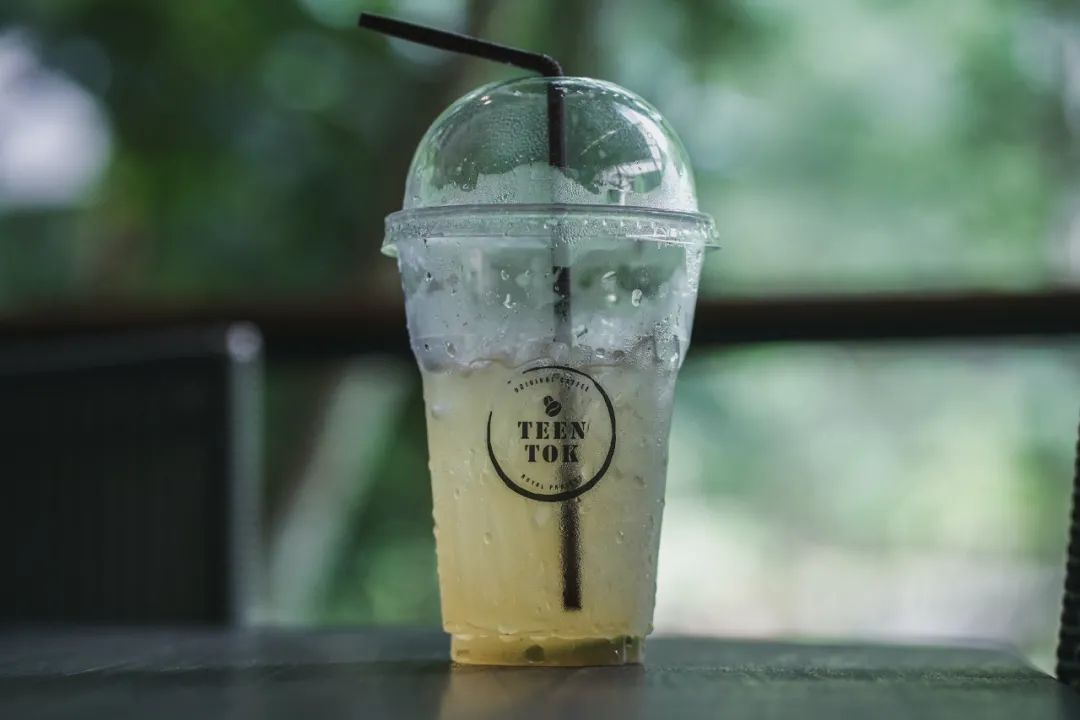 裸辞开奶茶店值不值,90后辞职开奶茶店