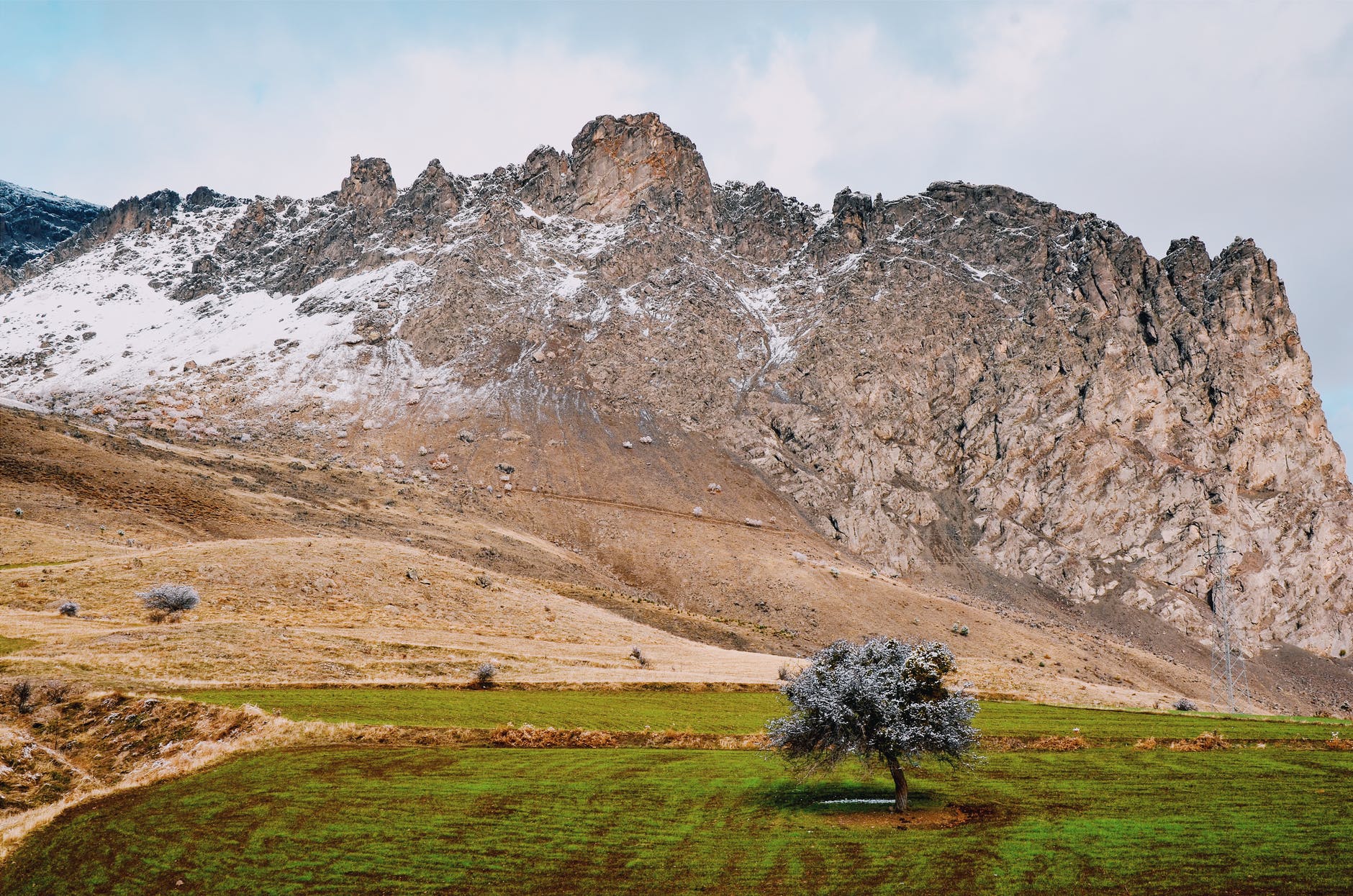 爱情中，如何摆平“爱吃醋”的女朋友？牢记这3句话