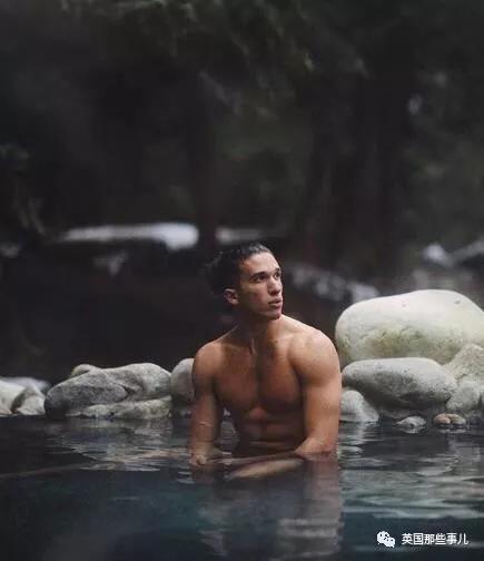 男生练瑜伽开始要怎么练呢,男生怎么练习瑜伽才能练成