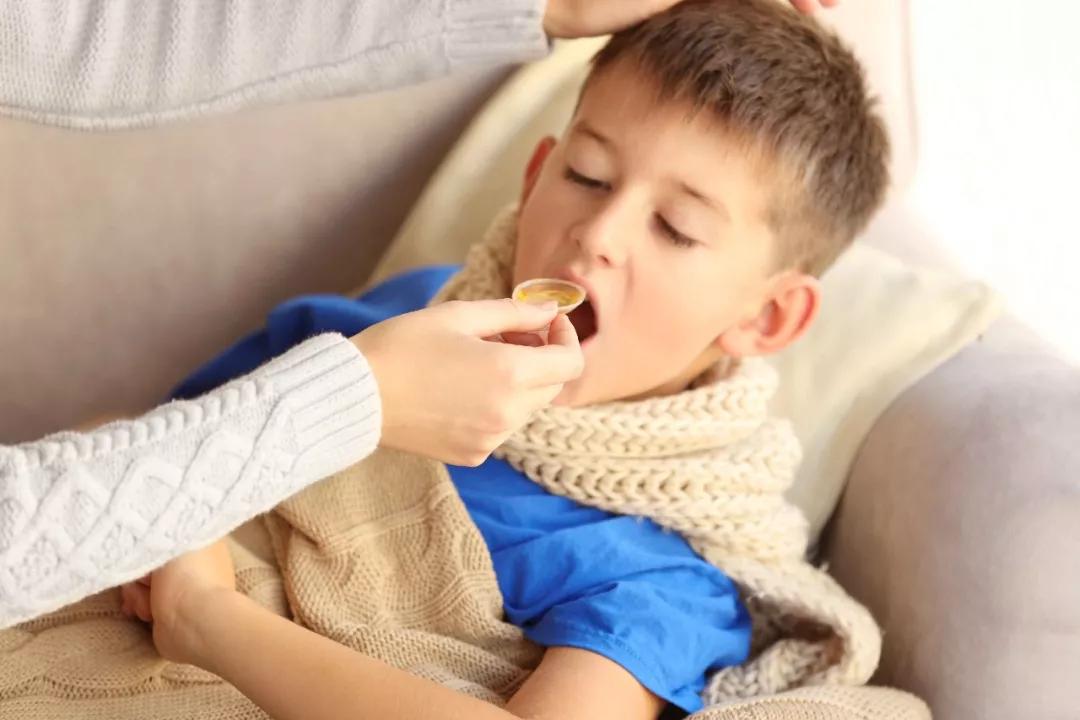 退烧贴退烧效果怎样,宝宝发烧用退烧贴八大退烧妙招