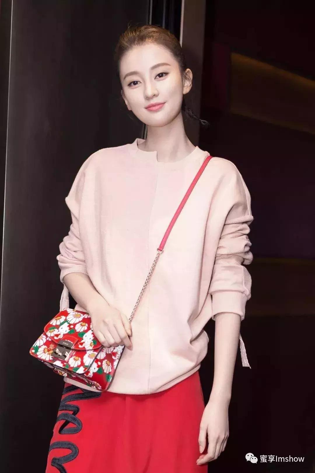 furla最经典款式,小仙女必备的漂亮又可爱的东西