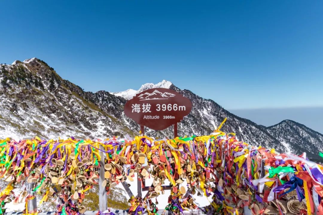 大理苍山风景图片大全,大理苍山顶的风景