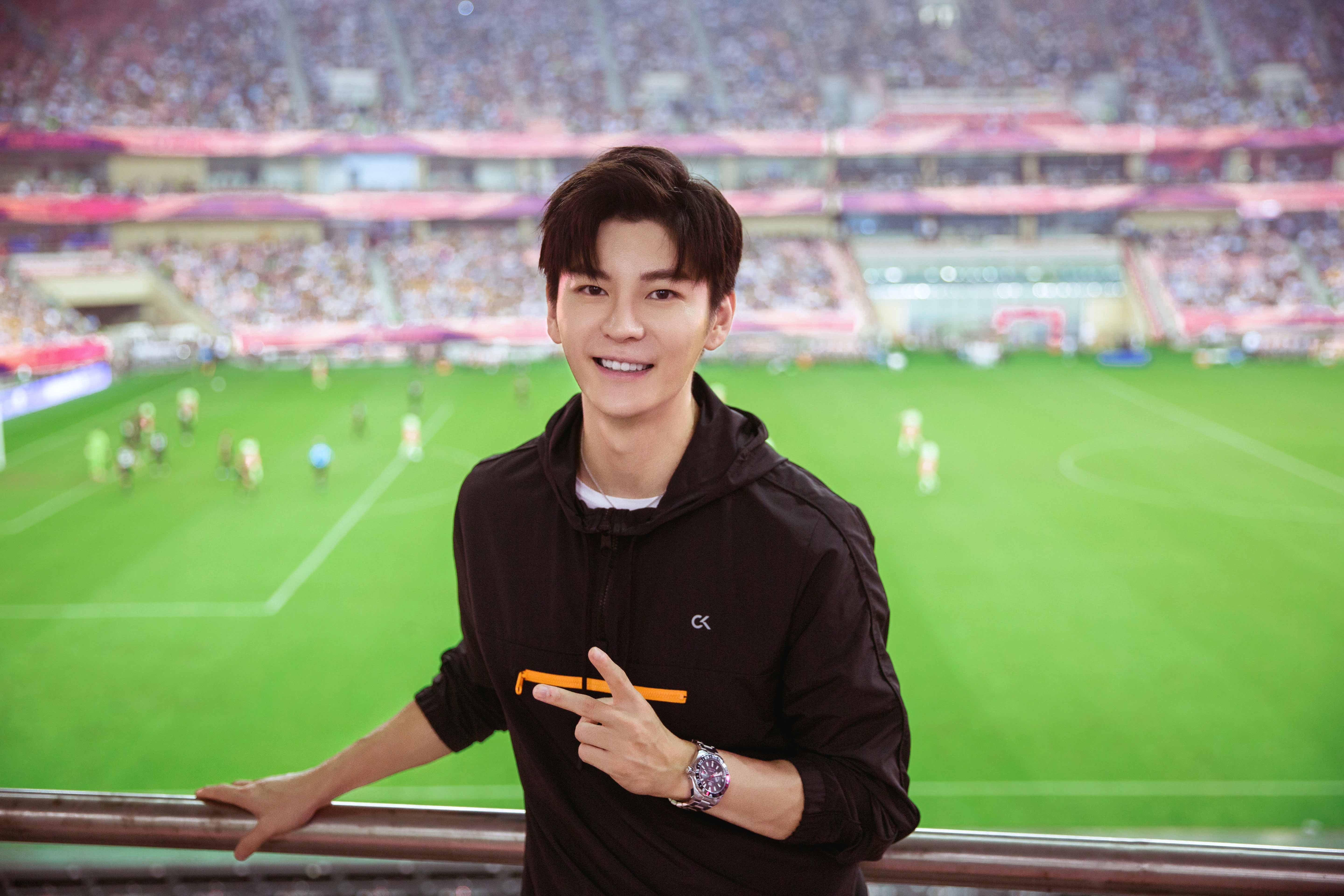 王嘉尔英超联赛,王嘉尔英超开场秀是哪一天