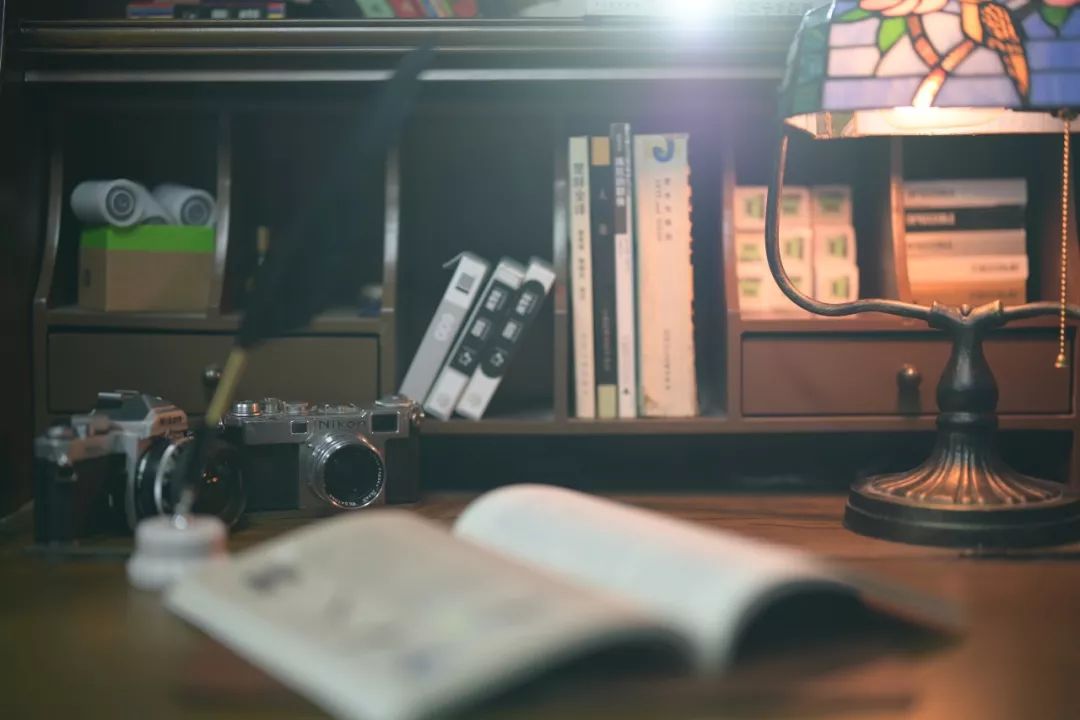 尼康夜神vs徕卡夜神,尼康夜神对比徕卡夜神