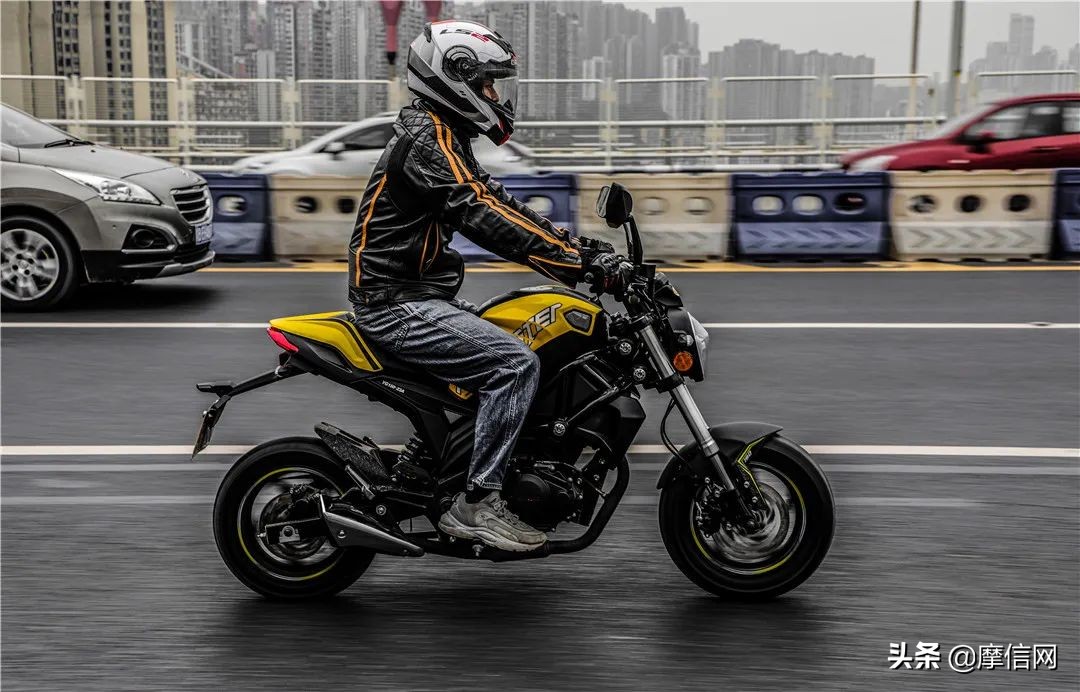 银钢小怪兽150是地平线吗,银钢小怪兽150摩托车好不好