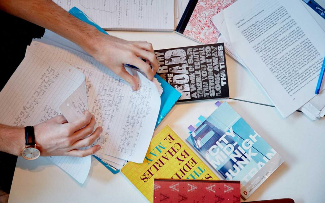 心理学里的内向怎么办,性格内向的人在工作中处于劣势