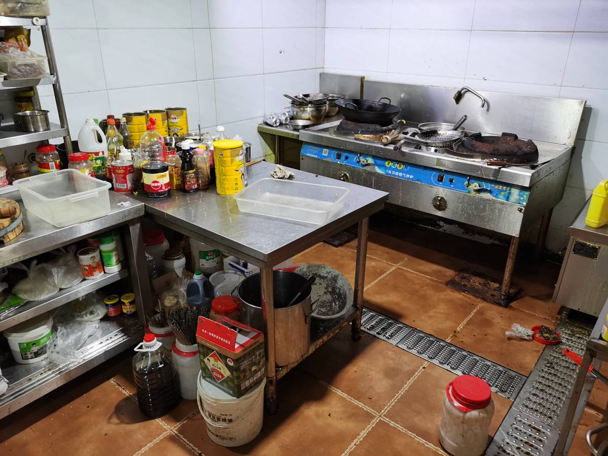 饭店食品安全问题严重,漯河食品安全检查哪家被罚款