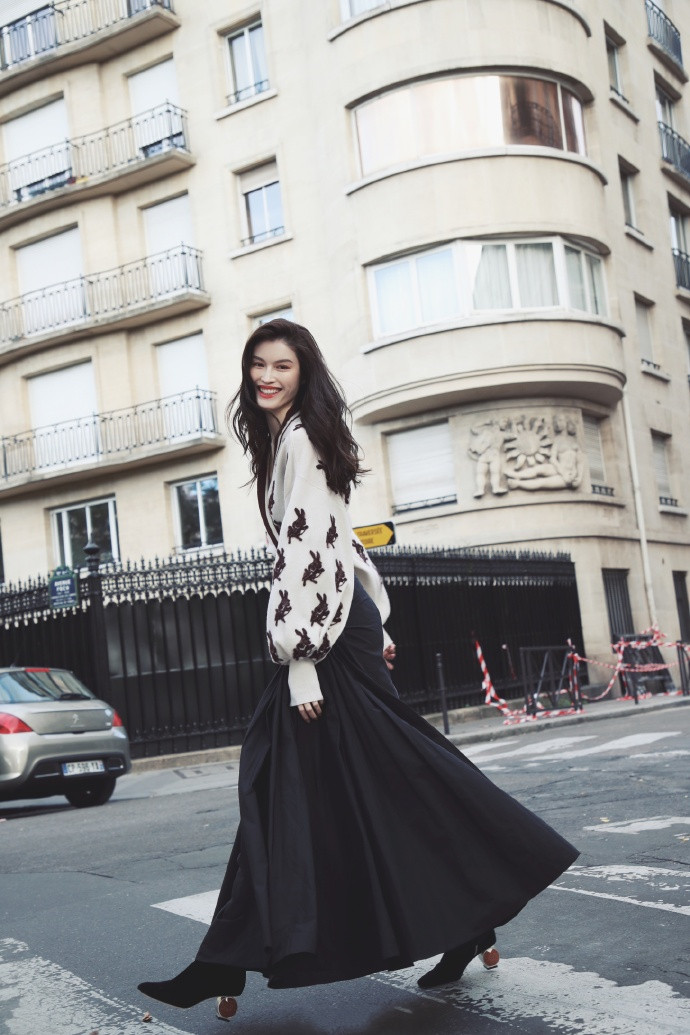 何穗的秋季穿搭风格,何穗穿搭夏天气质套装视频