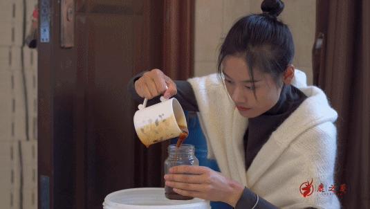 老贵阳烤鸡方法与技巧,炭火烤鸡用什么配料最好吃