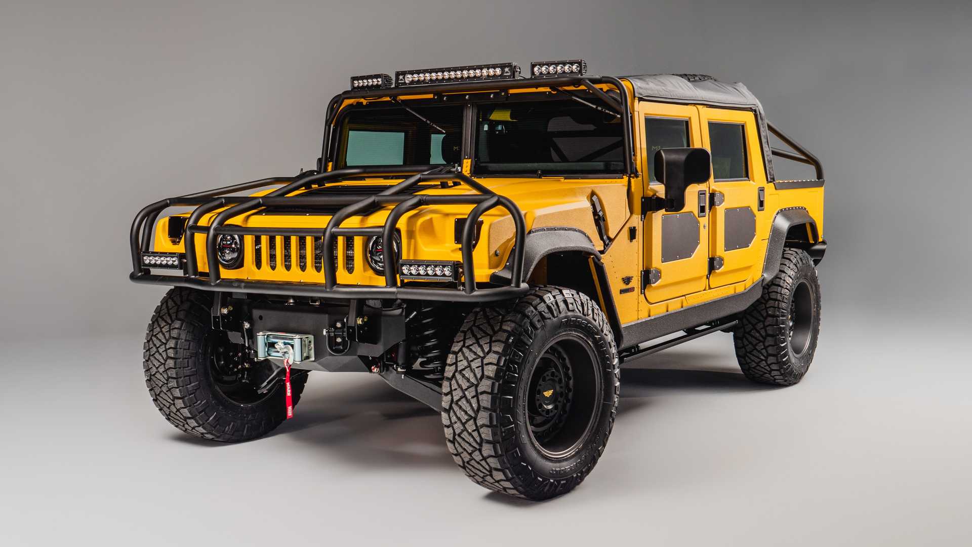 500马力V8引擎，近41万美元，悍马H1改装版M1-R亮相