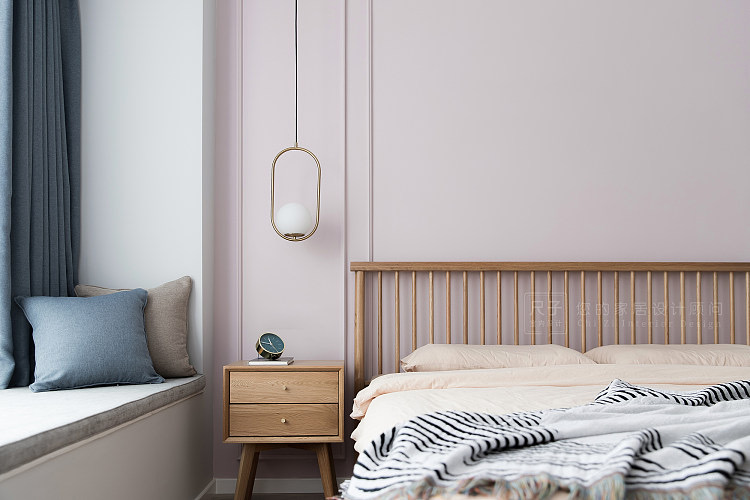 没有沙发墙的房子怎么设计好看,省钱设计房屋