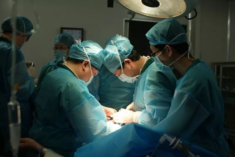 重庆附一院出名的科室有哪些,重庆西南医院擅长哪些科室