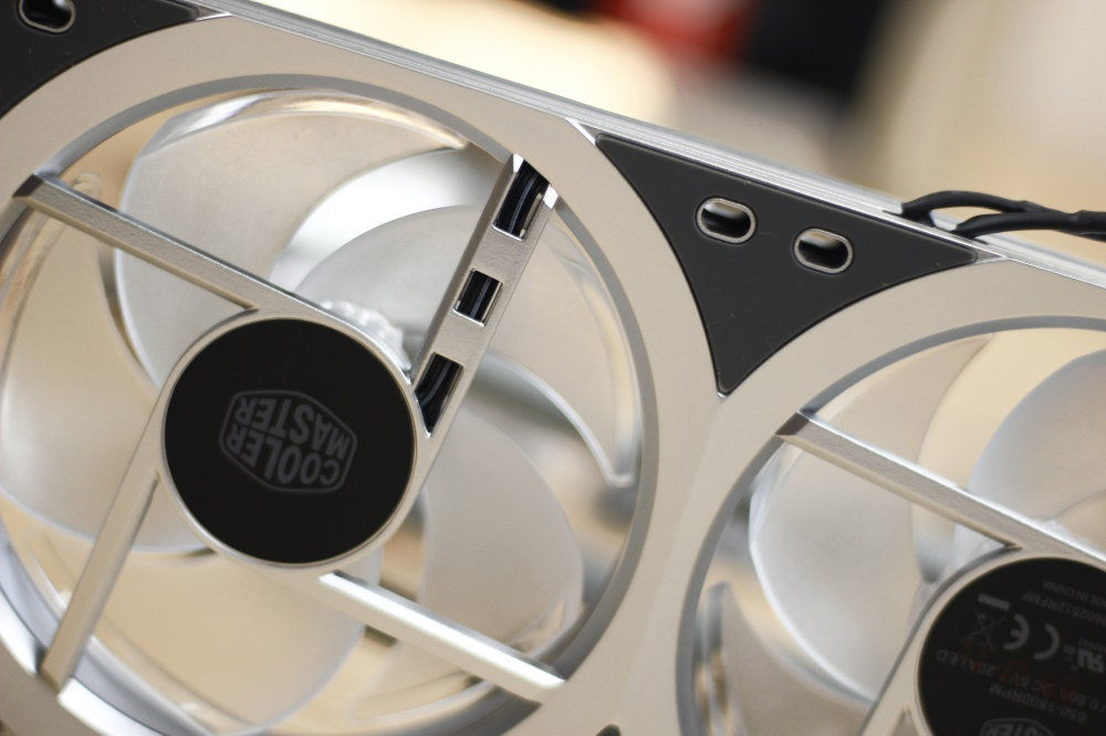 索泰rtx2080ti-xgamingoc拆解,索泰2080ti装机