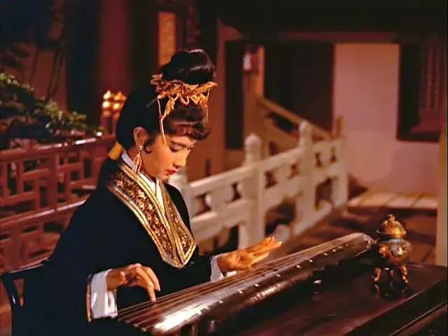 经典香港吸血鬼恐怖电影,经典香港恐怖电影鬼眼