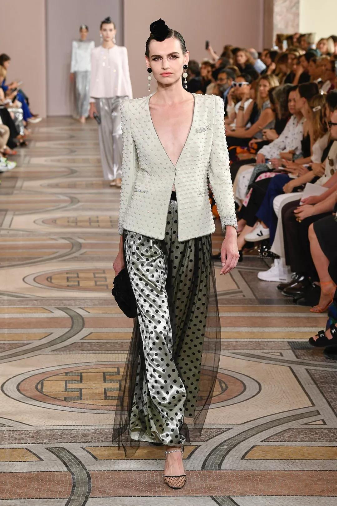 优雅不是炫耀,阿玛尼高定装