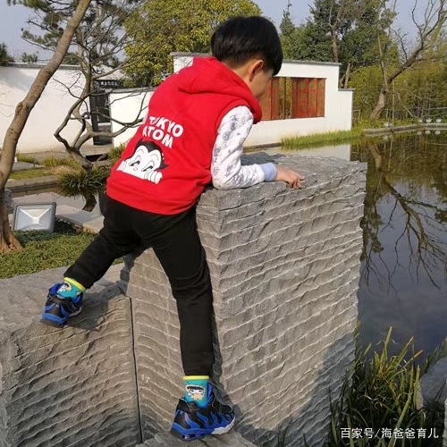 多动症儿童上蹿下跳真实视频,孩子精力旺盛上蹿下跳是什么原因