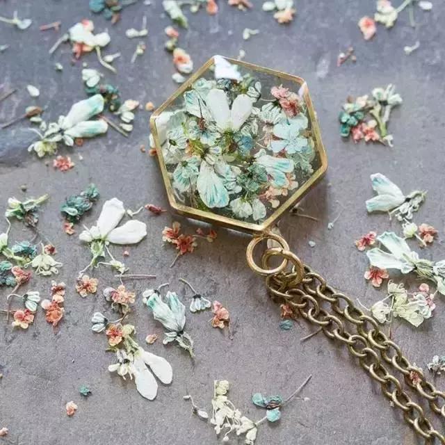 情人节收到的花别扔,情人节花别丢