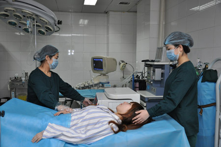 怀孕超过三个月医院不让引产吗,怀孕超过28周不能引产吗