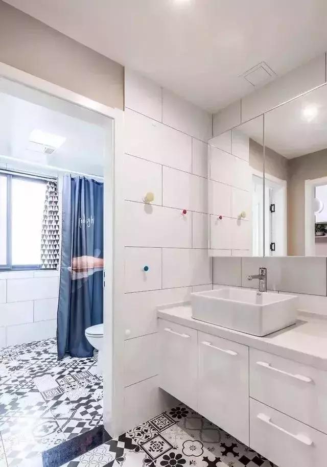 厕所门正对卧室门怎么做隔断,厕所门对入户门怎么解决风水问题