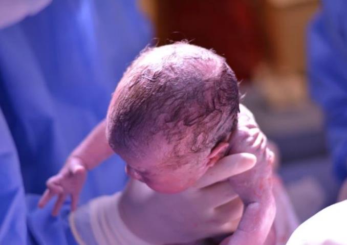 怀孕1到9个月的过程图片,孕早期辛苦了的图片