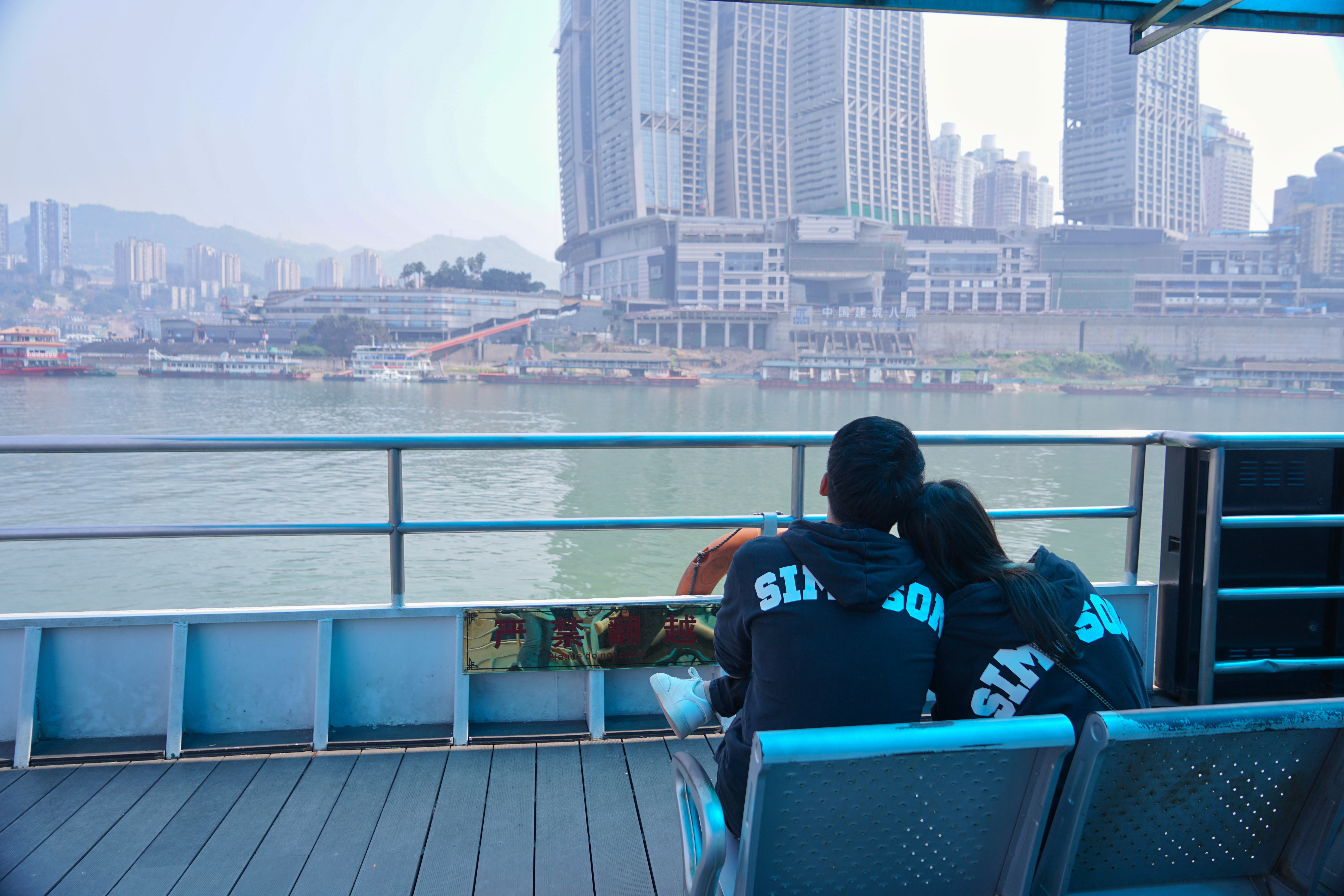 重庆适合老人旅游攻略,本地人推荐的重庆攻略