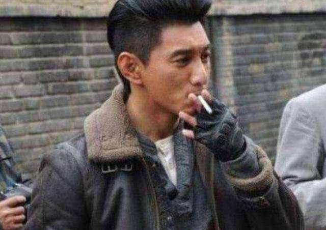 张云雷抽其他牌子的烟吗,张云雷抽的什么烟