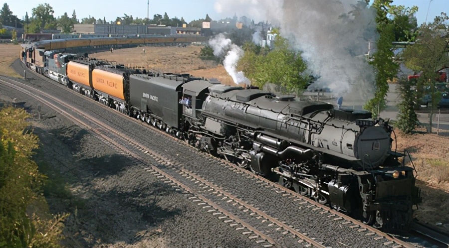 跃进型蒸汽机车的机车资料,蒸汽机车发展过程视频