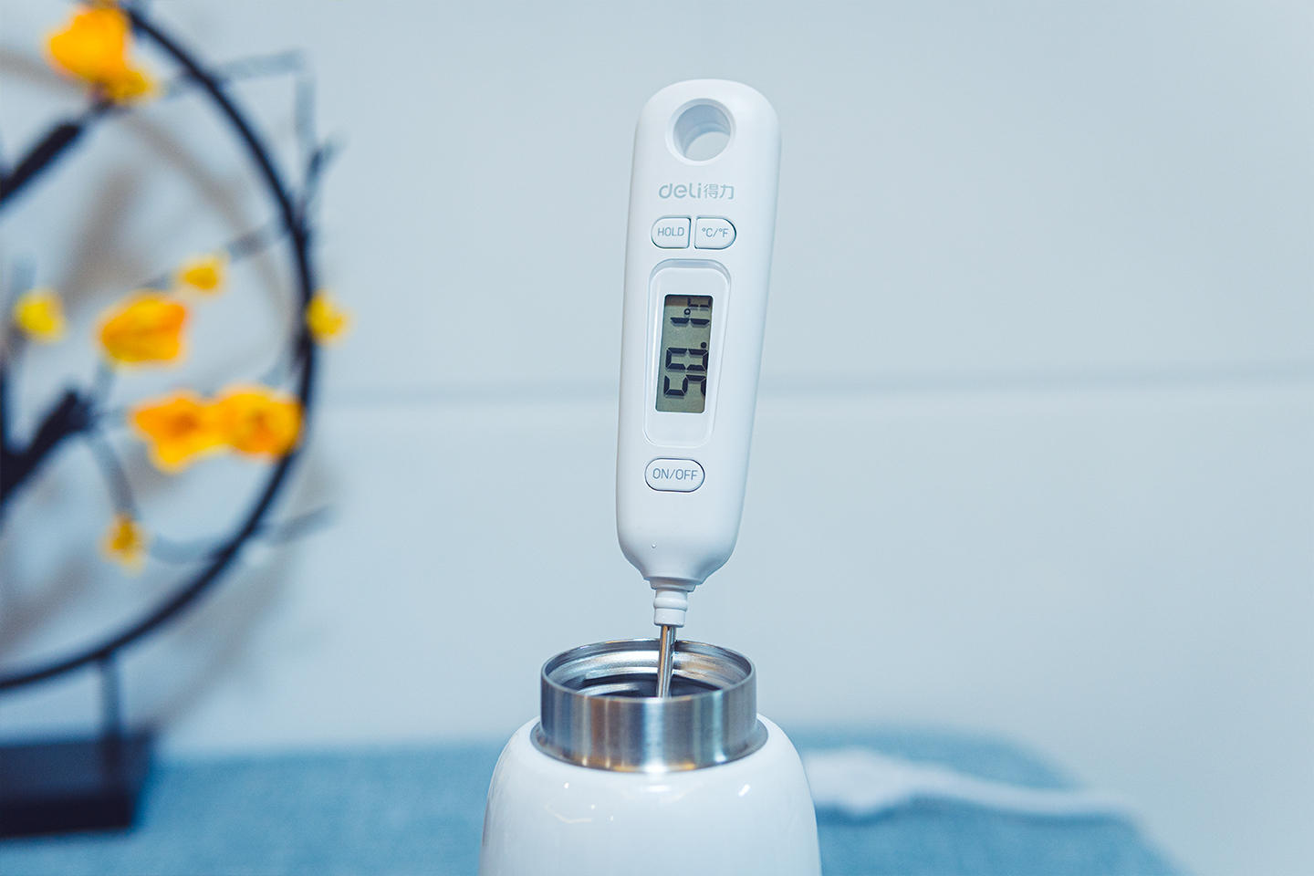 法格和大宇多功能料理锅哪个好,大宇烧水壶便携恒温壶测评