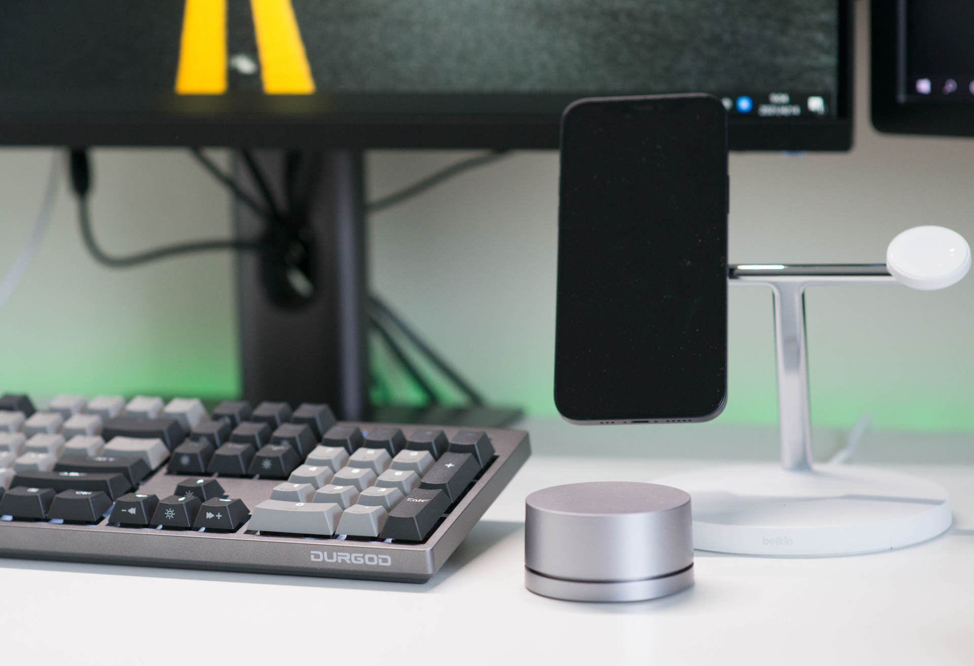 中端机械键盘王者轴体手感真实体验,青轴和银轴横评