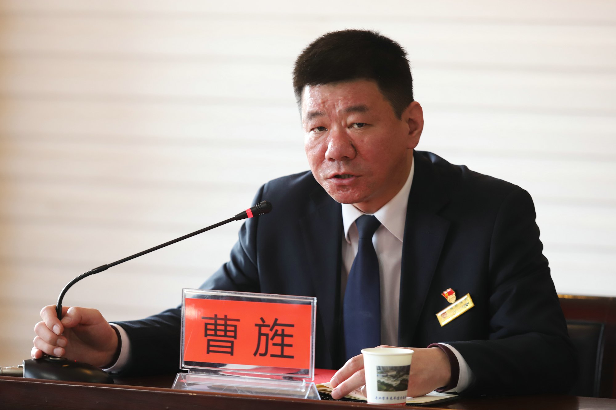 运中东校总结表彰,交通运输企业年终总结表彰大会