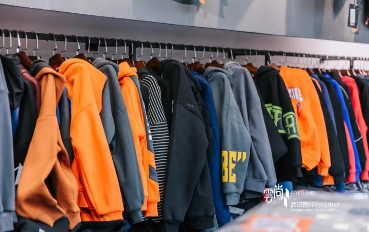 冬装陈列颜色搭配技巧,每周好店