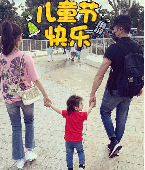 潘玮柏媳妇方媛摆拍,潘玮柏和方媛照片