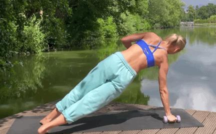 8个瘦侧腰最有效的瑜伽动作,8个瑜伽动作瘦全身