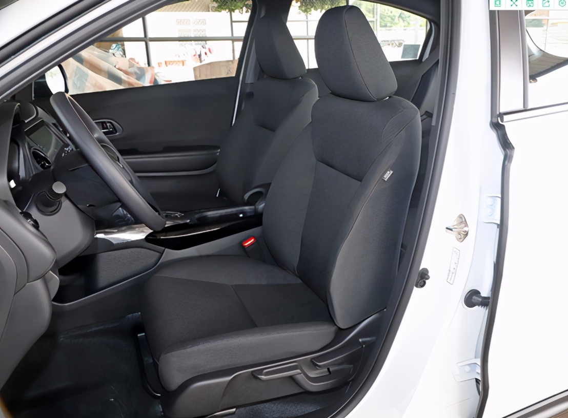 本田小型suvxrv多少钱几缸发动机,东风本田xr-v查看油耗教程