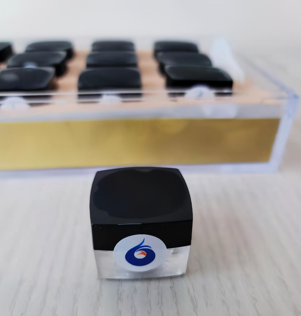 护肤用的鱼子酱,鱼子酱护肤品对肌肤的作用