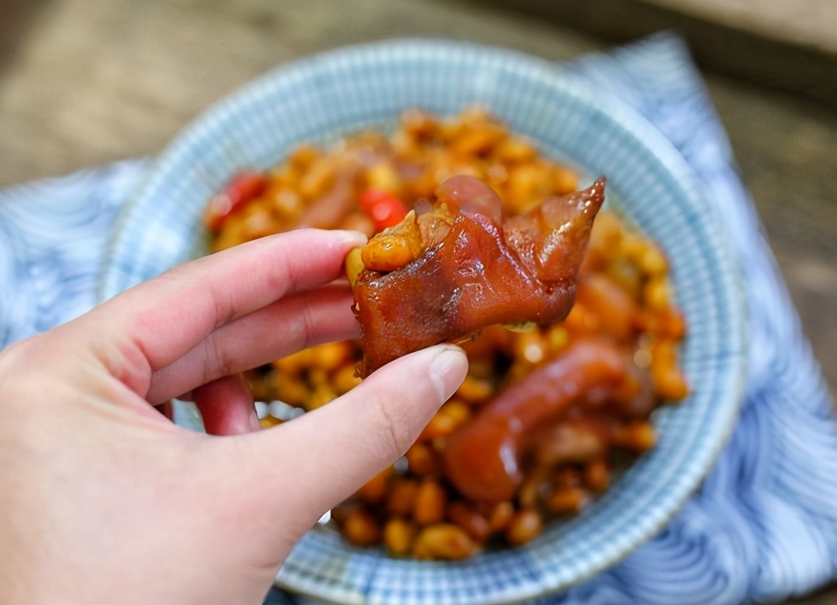 厨师长教做红烧猪蹄视频,猪蹄怎么炖最好吃大厨