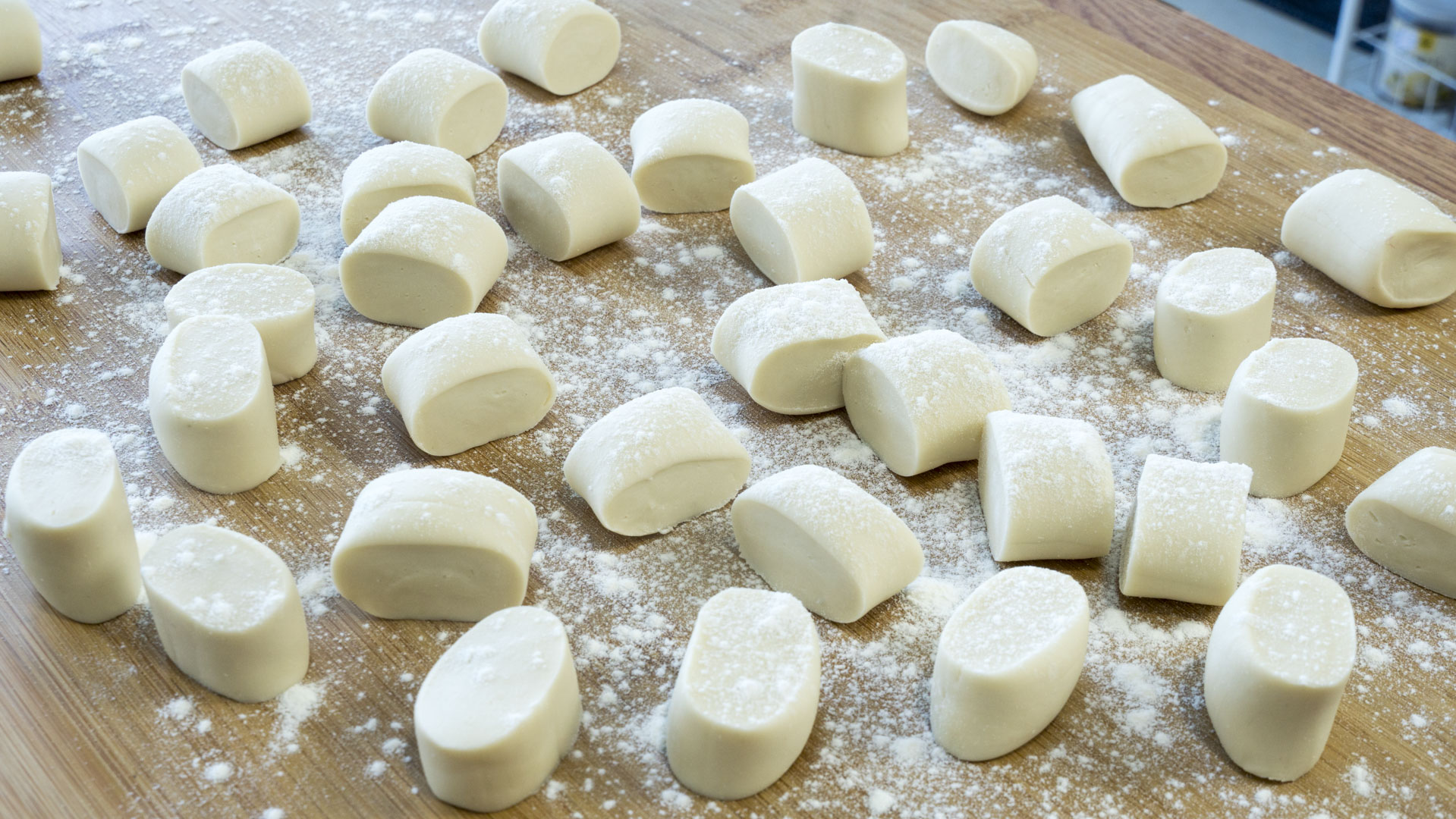 正宗小笼包的做法和配方,正宗小笼包的做法全过程