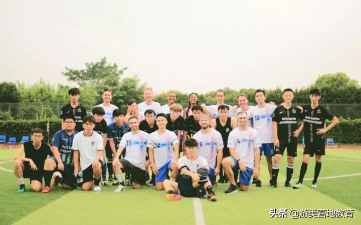 涓婃捣璇虹編鍥介檯瀛︽牎鏍￠暱鏈卞媷,涓婃捣鍚嶆牎閲囪