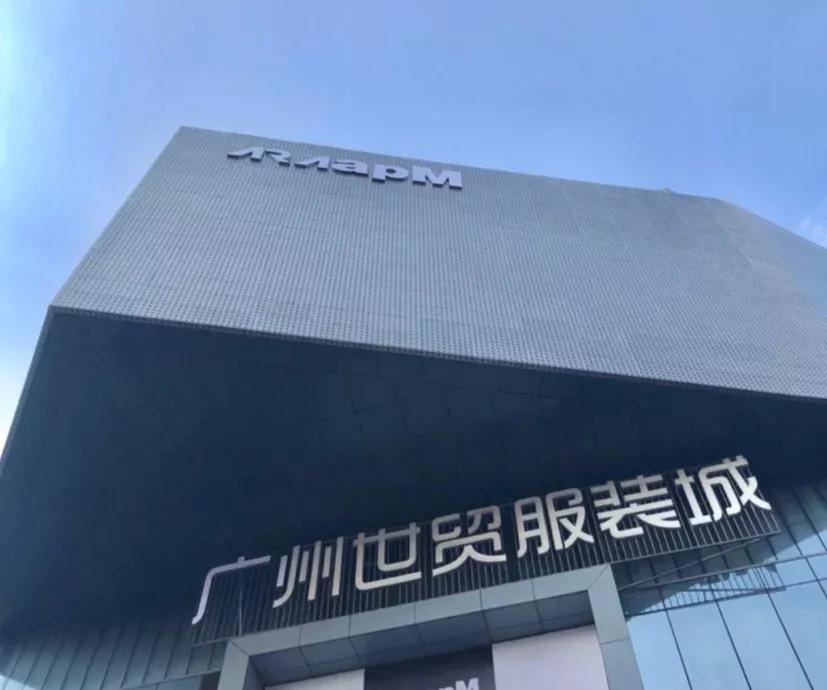 广州火车站服装批发怎么逛,广州火车站大牌服装市场拿货攻略