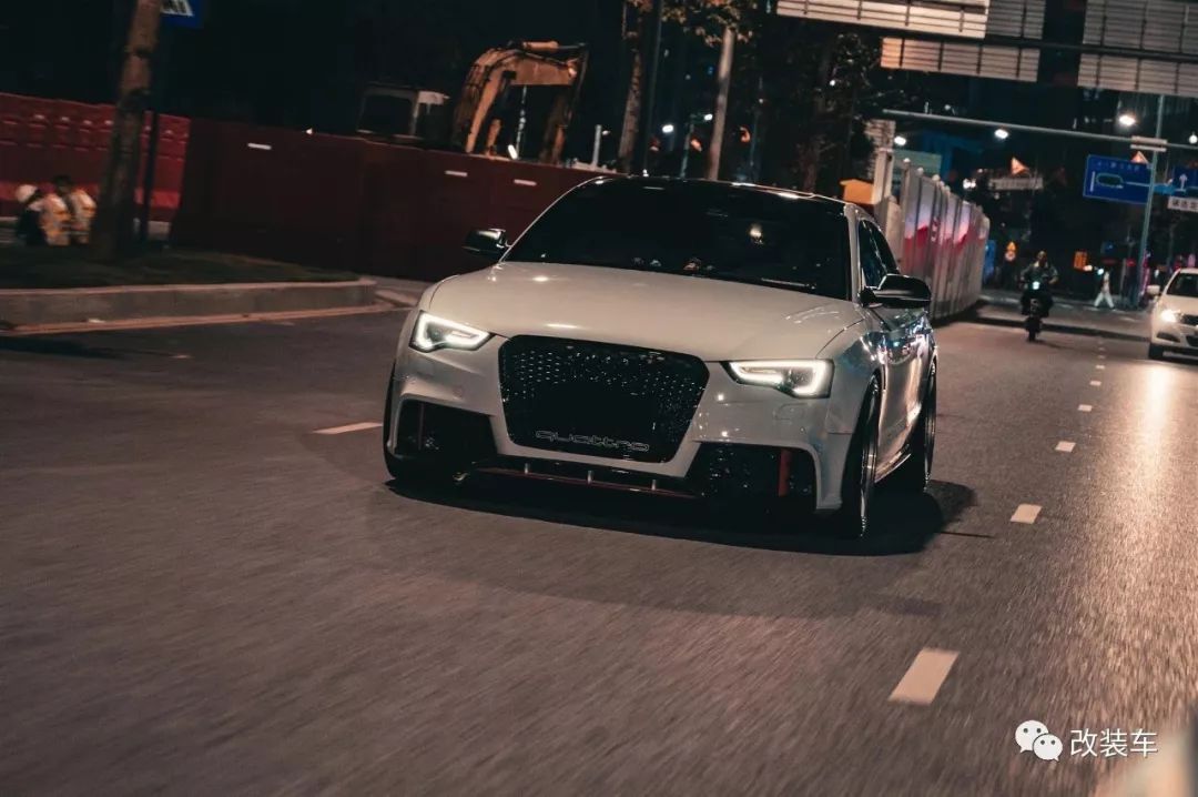 14代丰田皇冠改色,14代丰田皇冠颜值如何