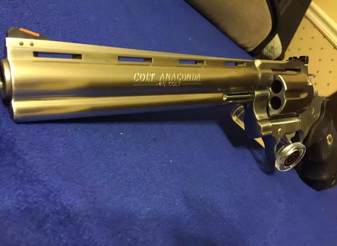 世界上最厉害的枪十大排名,世界十大最贵枪械