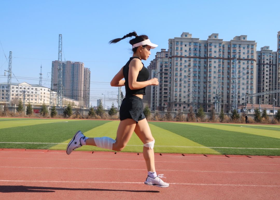 髌骨带和自粘绷带作用一样,韧带松弛髌骨带和护膝哪个效果好