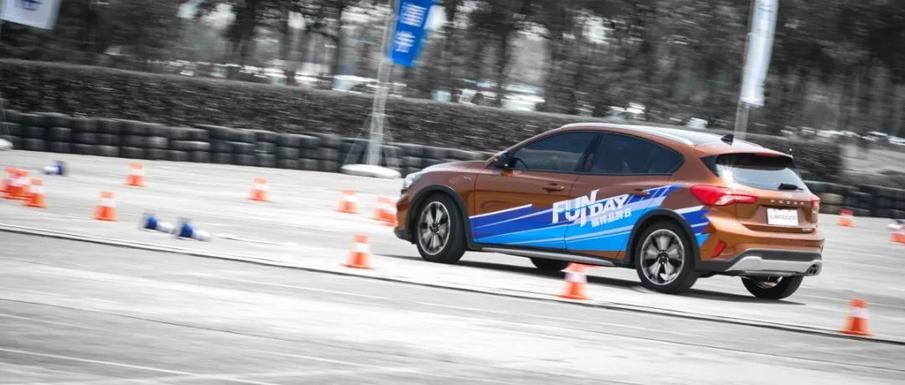 福特福克斯active实测,福特福克斯体验