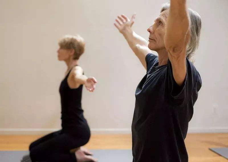 简单有效的抗衰老方法,三个小技巧教你抗衰老的方法