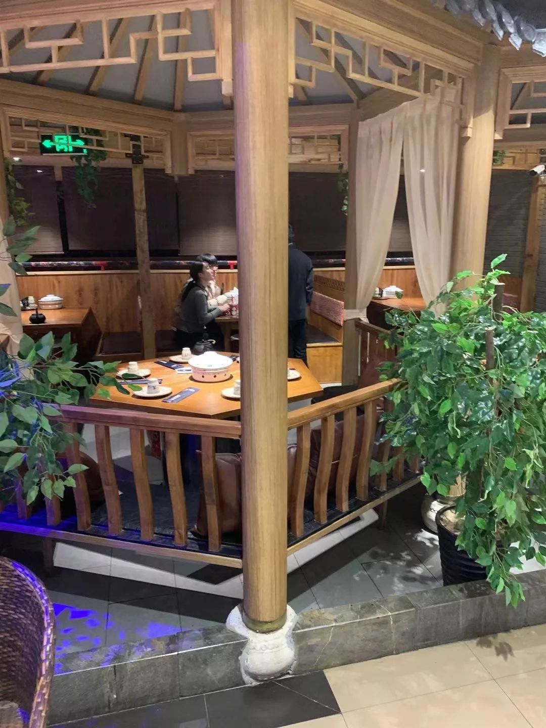 邯郸天鸿额娘春饼菜单,天鸿广场额娘春饼营业时间