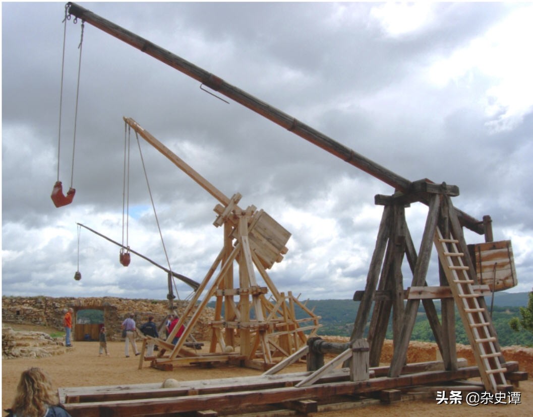 湖北襄阳为什么失去天下险要,襄阳的战略位置为什么那么重要