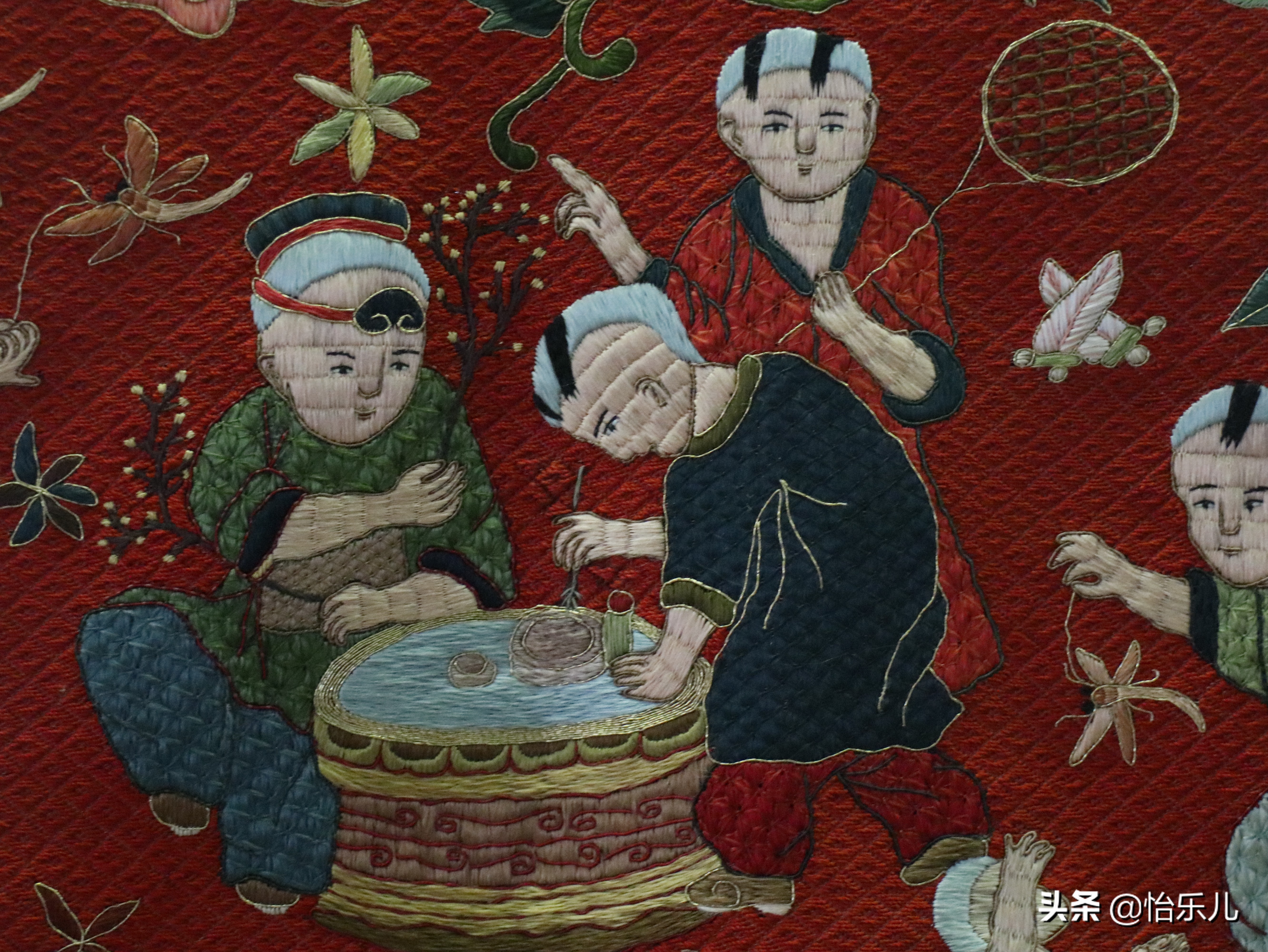 明十三陵出土文物百子衣,明定陵出土服饰