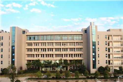 长沙华中涉外职业高中员工守则,长沙华中涉外职业高中路线