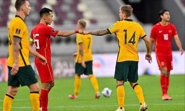 首回合犯了“穆里尼奥”式错误，今晚需再变回另一个“穆里尼奥”